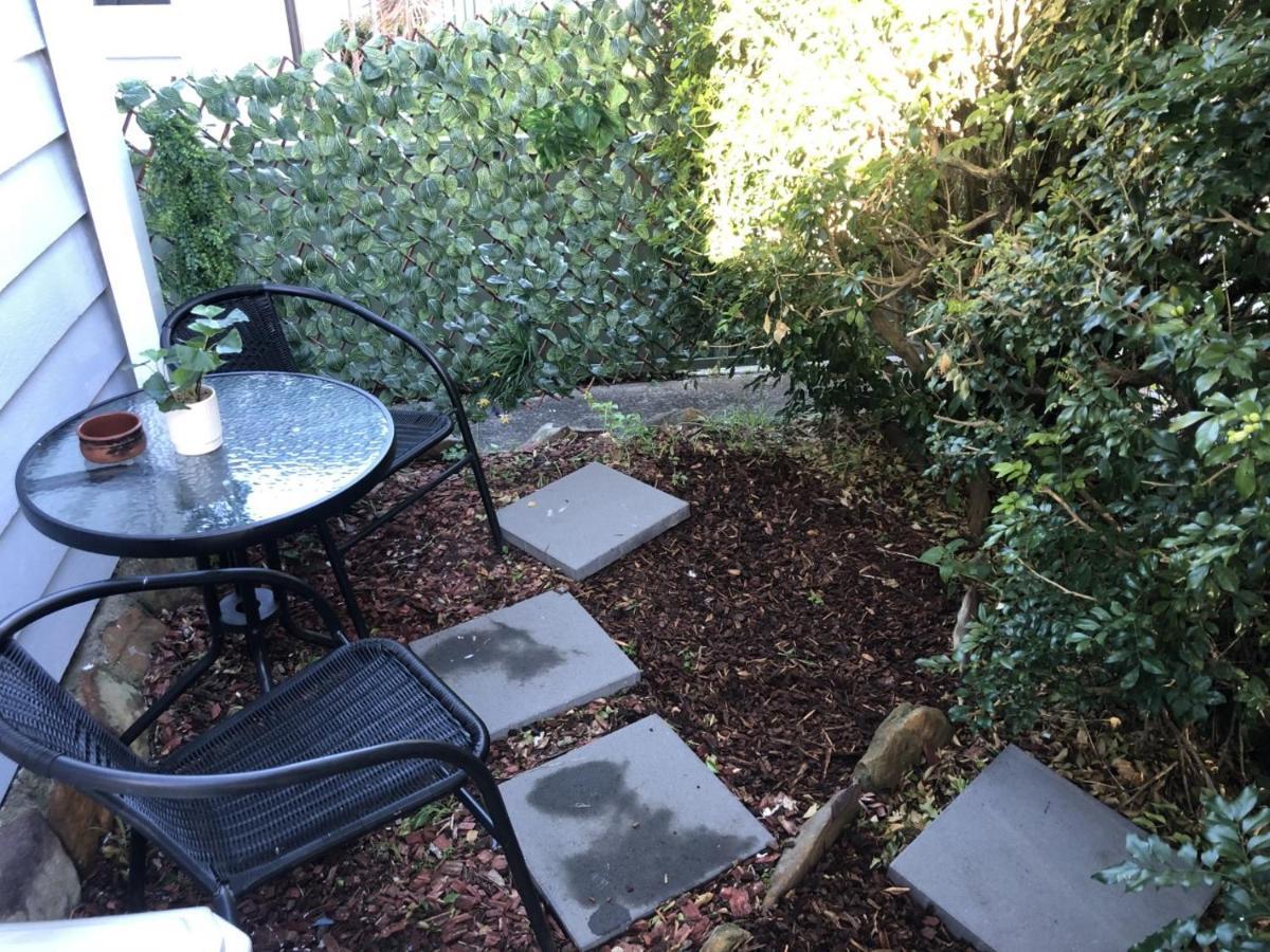 Hotel Style Monterey Guest Studio Near Hospitals, Beach And Airport Sidney Exterior foto