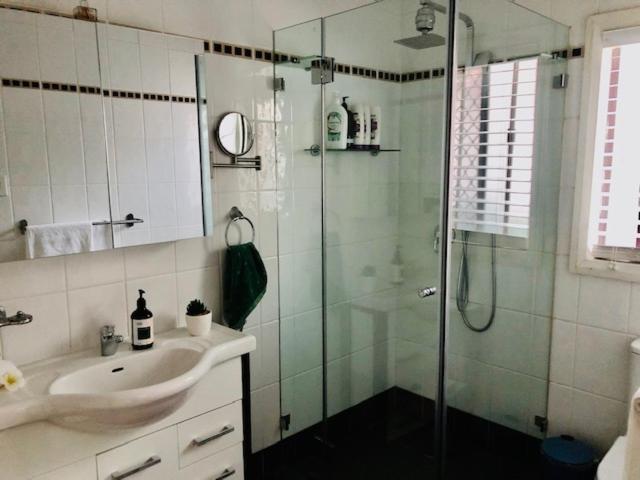 Hotel Style Monterey Guest Studio Near Hospitals, Beach And Airport Sidney Exterior foto