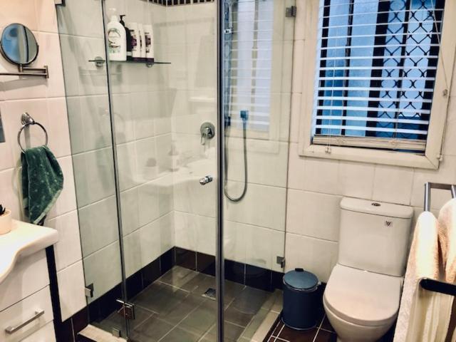 Hotel Style Monterey Guest Studio Near Hospitals, Beach And Airport Sidney Exterior foto